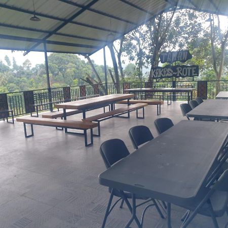 Villa Chacha At Macarena, Megamendung Ngoại thất bức ảnh