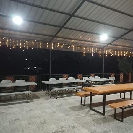Villa Chacha At Macarena, Megamendung Ngoại thất bức ảnh