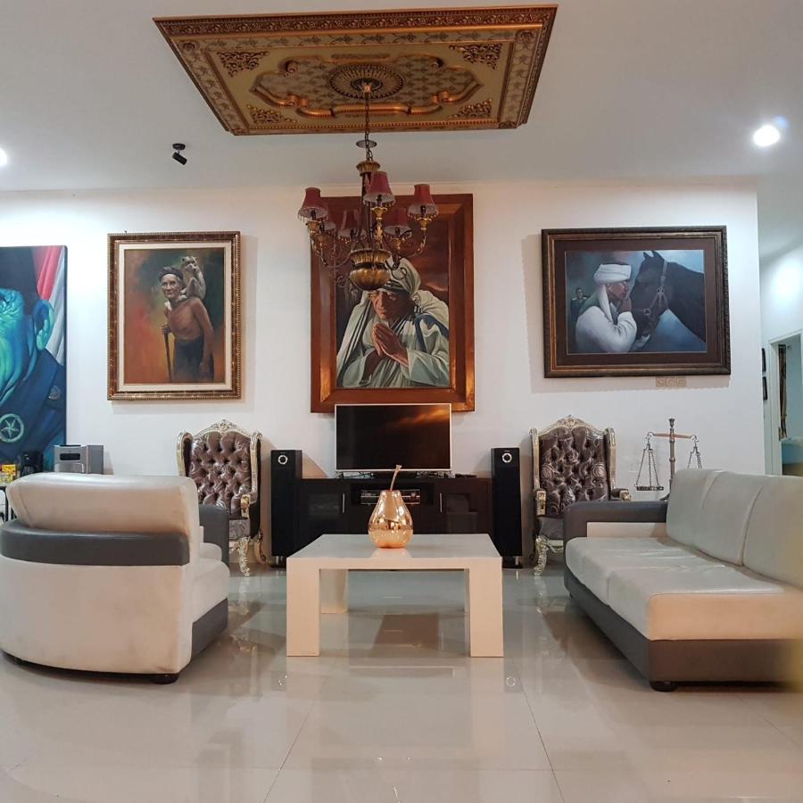 Villa Chacha At Macarena, Megamendung Ngoại thất bức ảnh