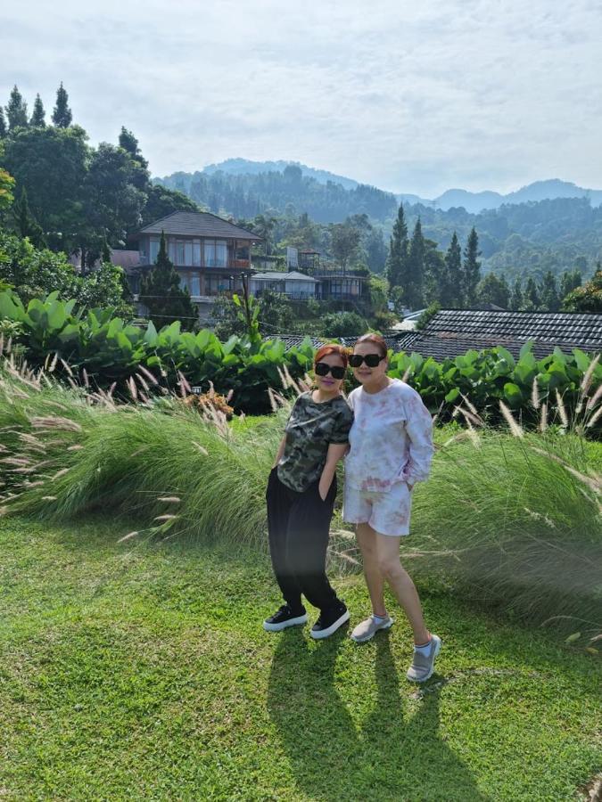 Villa Chacha At Macarena, Megamendung Ngoại thất bức ảnh