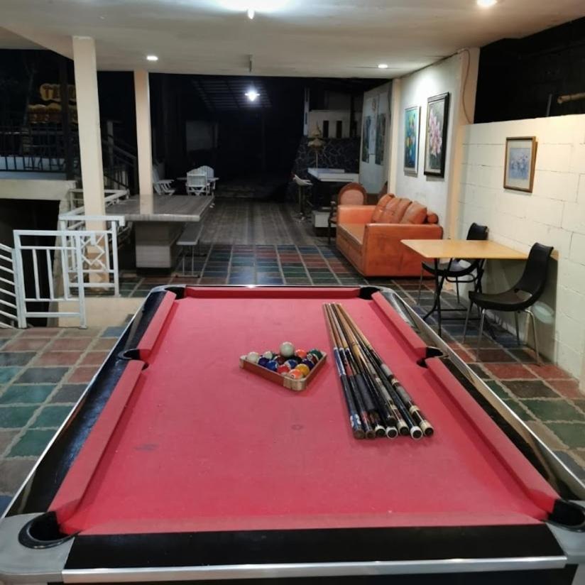 Villa Chacha At Macarena, Megamendung Ngoại thất bức ảnh